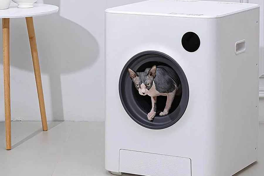 self-cleaning cat litter box